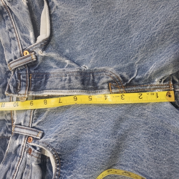 Levi's 501s Straight Leg High Rise Jeans [1 pair] - Picture 8 of 9